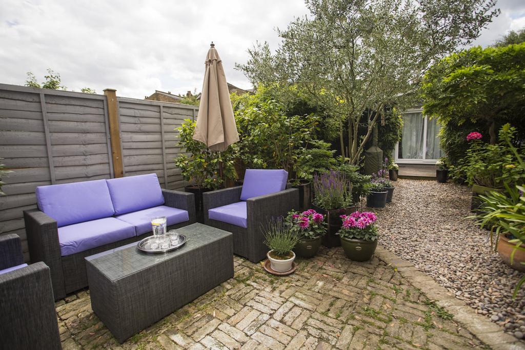 Parklands B&B Londen Buitenkant foto